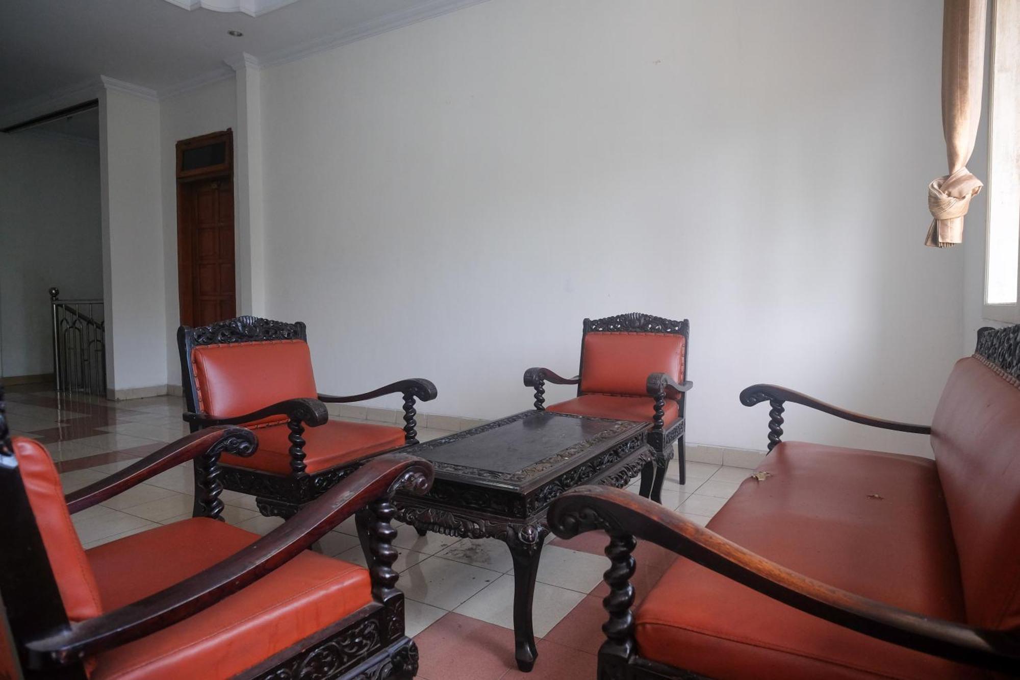 Urbanview Hotel Pondok Anggun Yogyakarta By Reddoorz Maguwo Exteriér fotografie