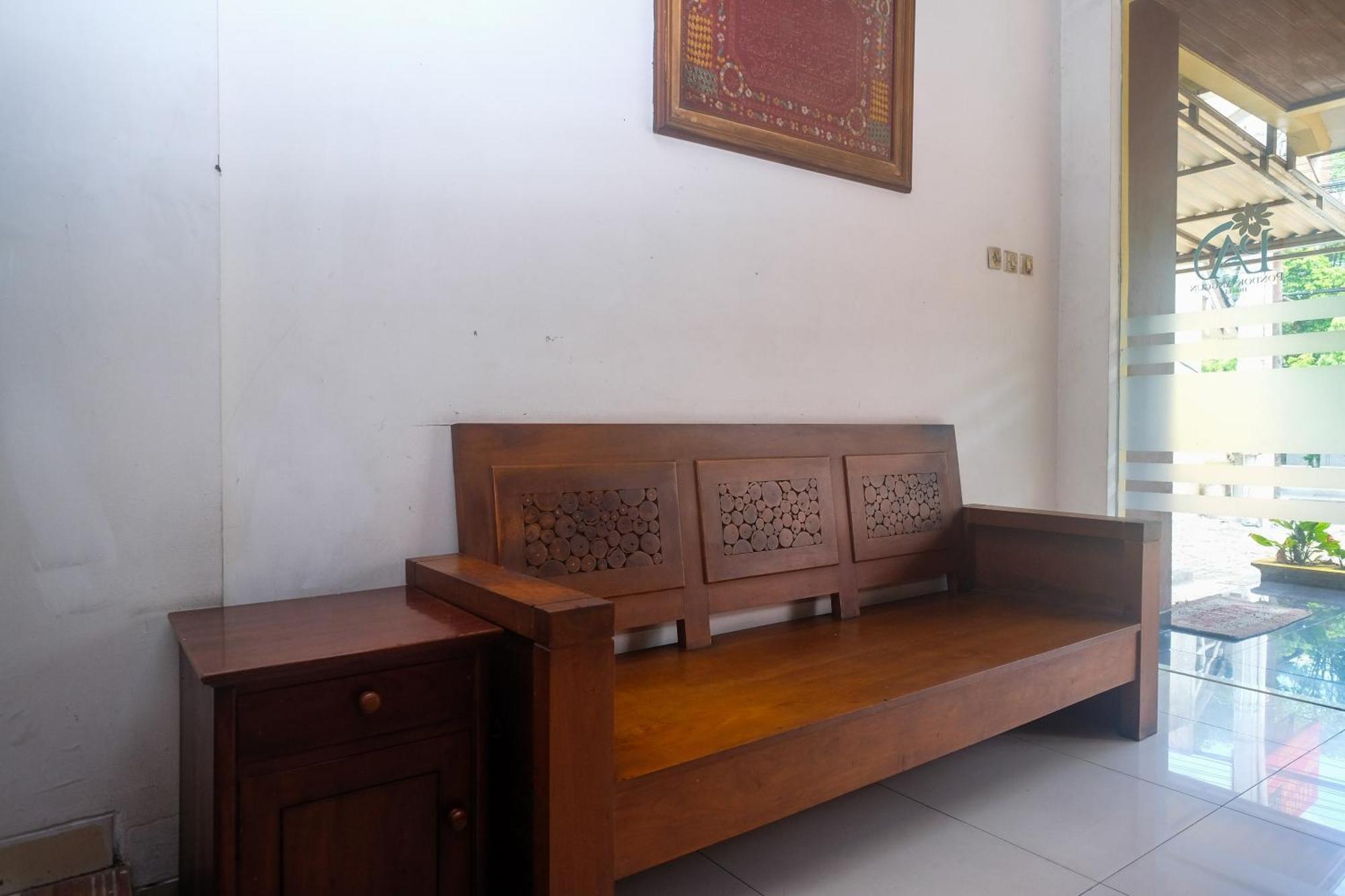 Urbanview Hotel Pondok Anggun Yogyakarta By Reddoorz Maguwo Exteriér fotografie