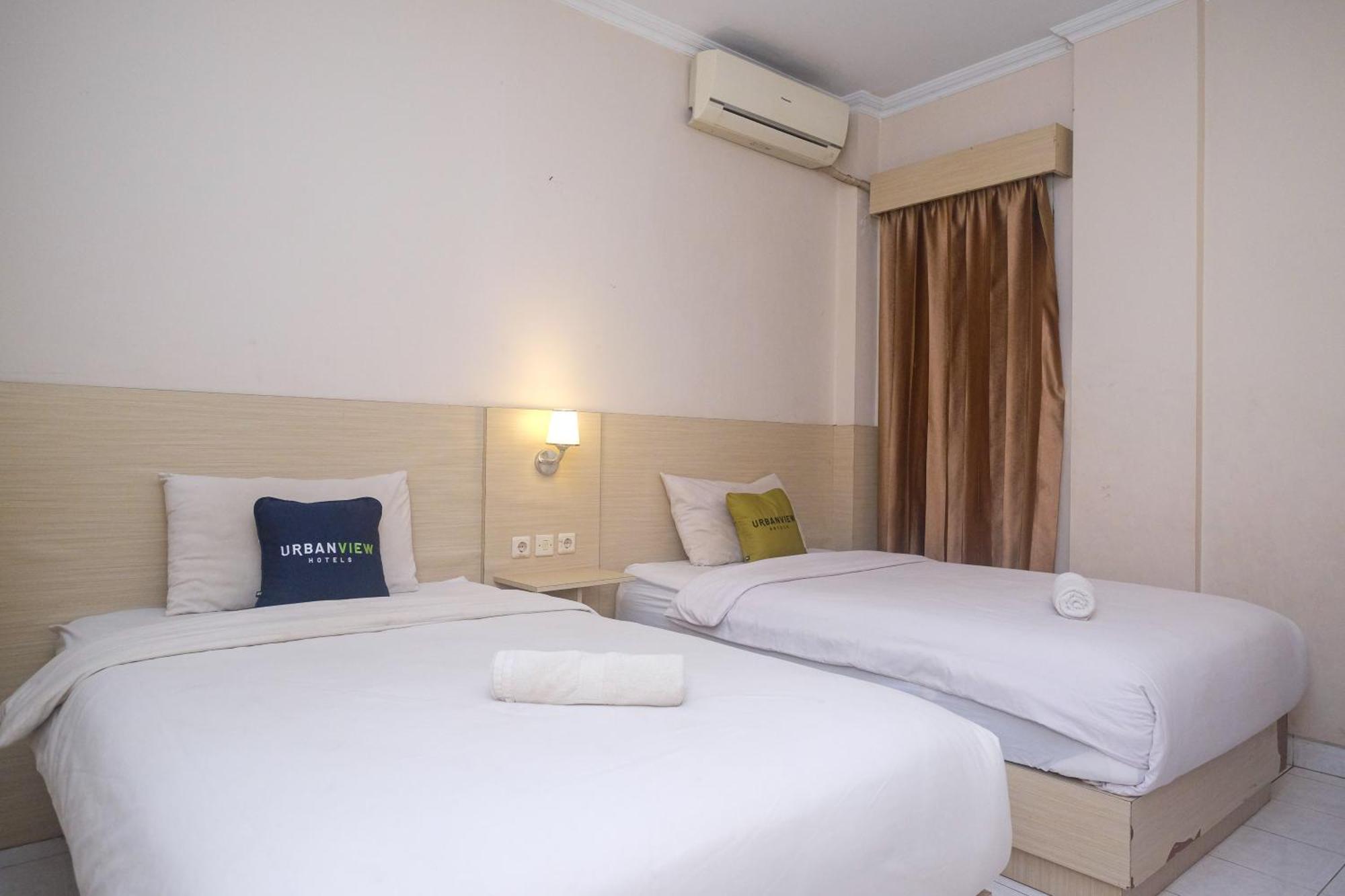 Urbanview Hotel Pondok Anggun Yogyakarta By Reddoorz Maguwo Exteriér fotografie