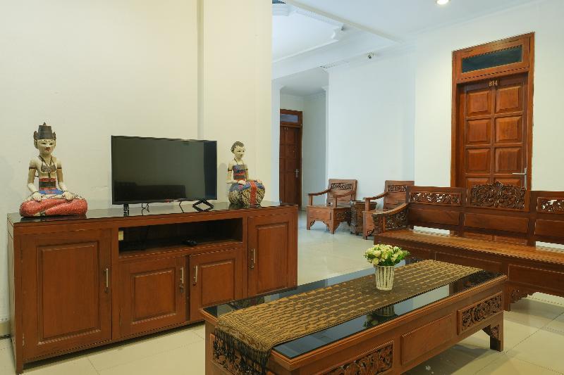 Urbanview Hotel Pondok Anggun Yogyakarta By Reddoorz Maguwo Exteriér fotografie
